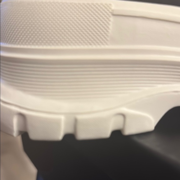 Cape Robbin Gig-Sideper sneaker boots 🥾 BRAND NEW❣️Size 7 - Picture 7 of 15